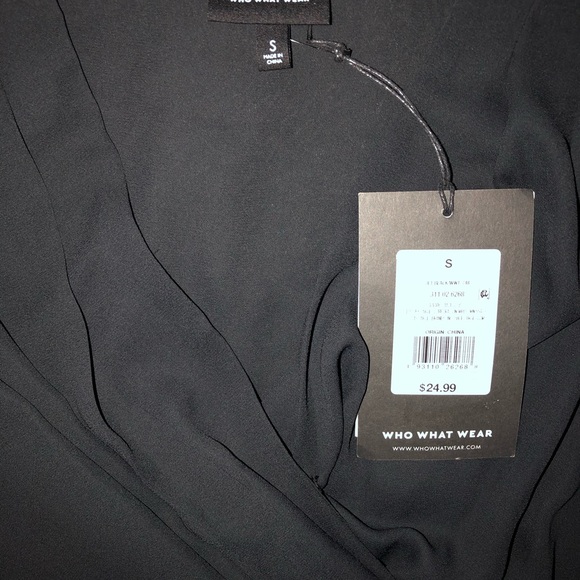 NWT Black Short Sleeve Deep V-Neck Wrap Top - Picture 6 of 8